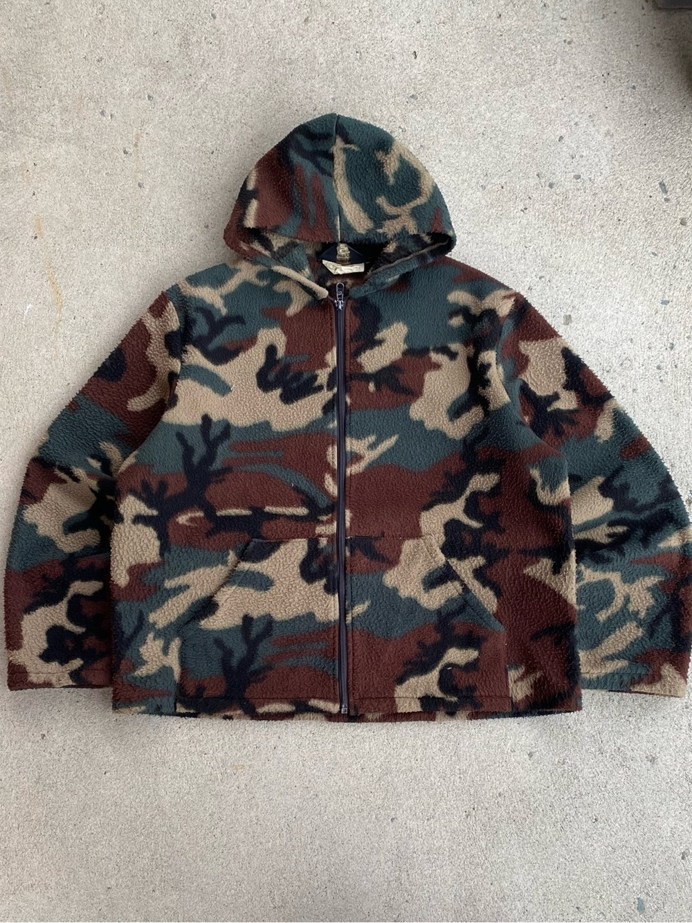 90s Vintage Boxy Camo Zip-Up Jacket